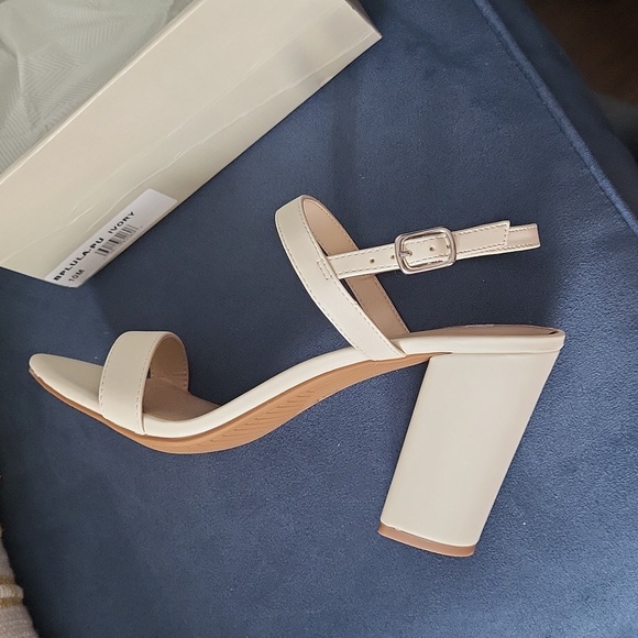 Women's shoes - Picture 4 of 4